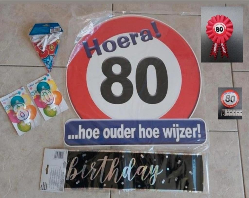 Versiering 80 jaar verjaardag kaarsen vlaggen banner pin, Ophalen of Verzenden, Zo goed als nieuw, Versiering