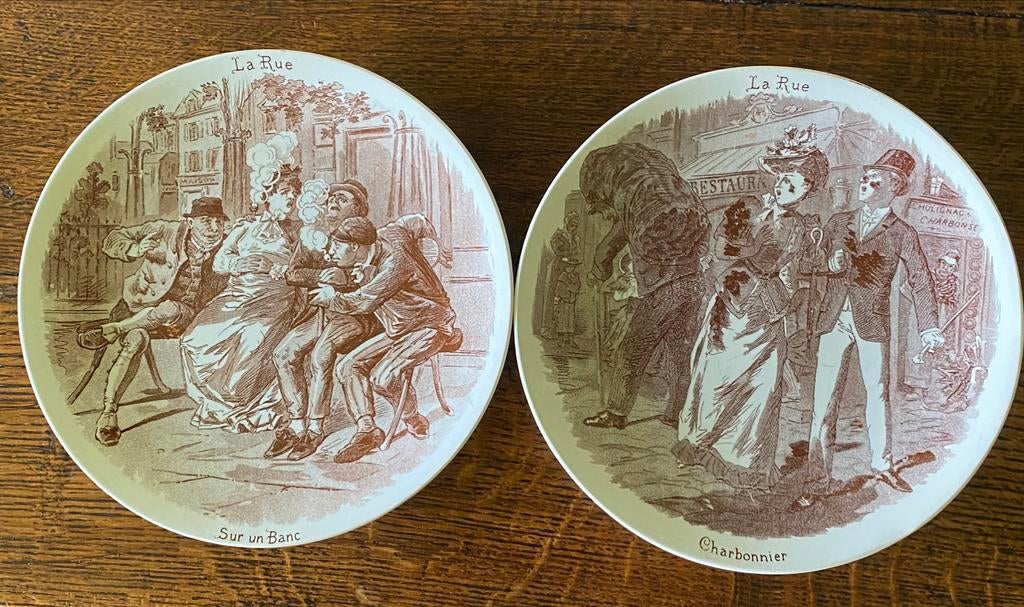 2 anciennes assiettes, Sarreguemines, à suspendre, Antiquités & Art