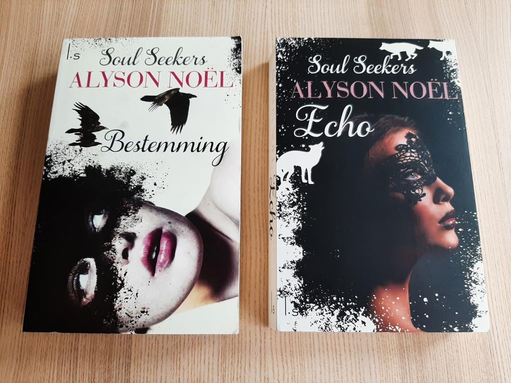 Alyson Noël - Bestemming en Echo - Soul Seekers 1 en 2, Boeken, Ophalen, Zo goed als nieuw, Alyson Noël