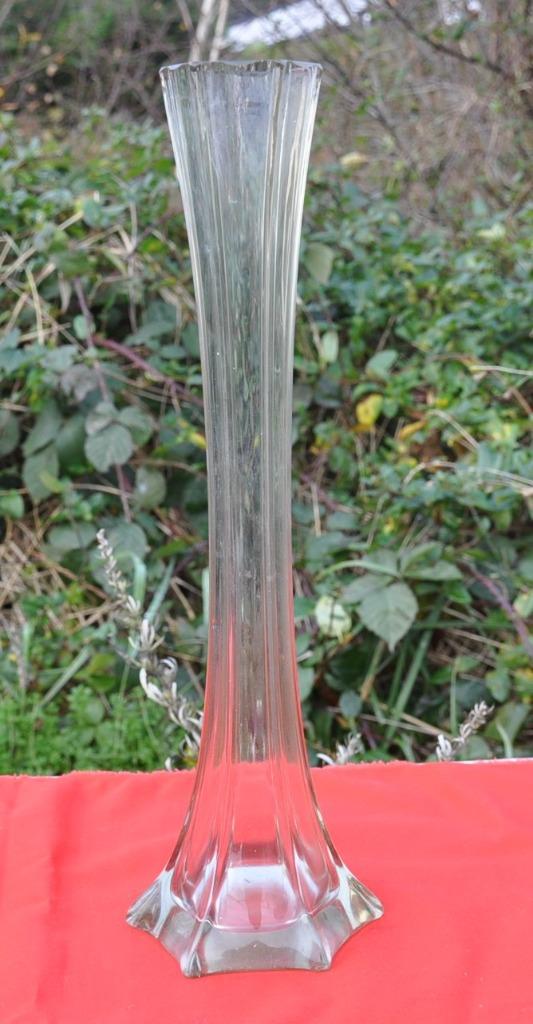 grand soliflore verre blanc pied carré 40 cm, Maison & Meubles, Enlèvement ou Envoi, Utilisé, Blanc, Verre