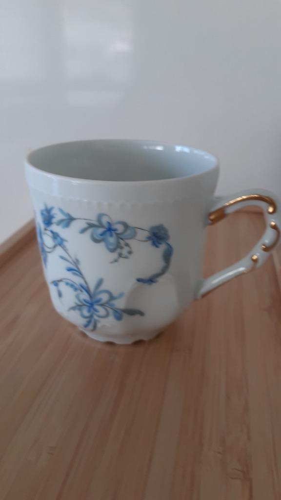 Sachets et soucoupes à moka en porcelaine de LIMOGES, Comme neuf, Enlèvement, Autres styles, Porcelaine