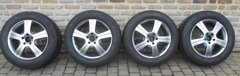 4 jantes + pneus hiver Michelin Latitude 255/55/18 pour BMW, Pneus et Jantes, Pneus hiver, 255 mm, Véhicule de tourisme