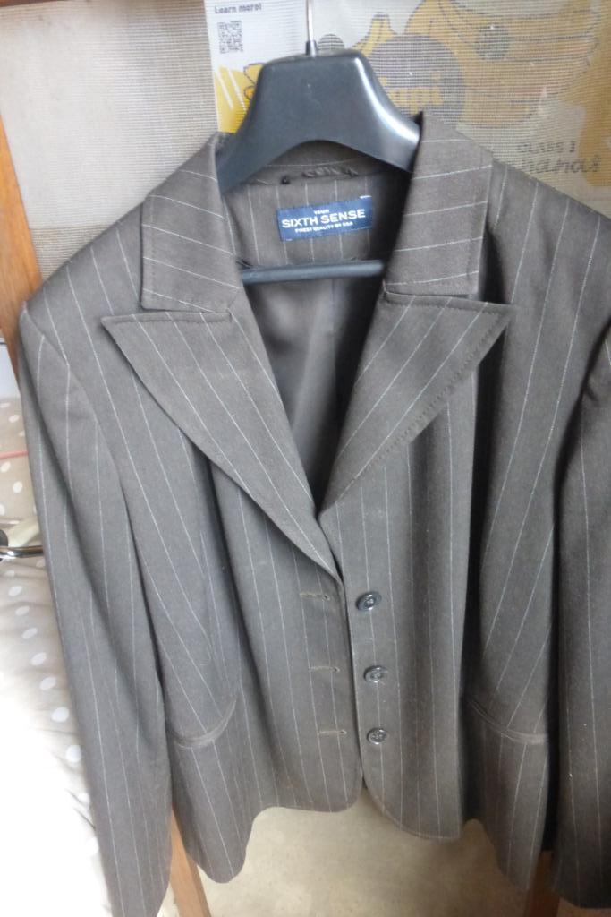 Nieuwe jas dames zwart met wit vertikale streep grote maat, Kleding | Dames, Jassen | Zomer, Nieuw, Maat 46/48 (XL) of groter