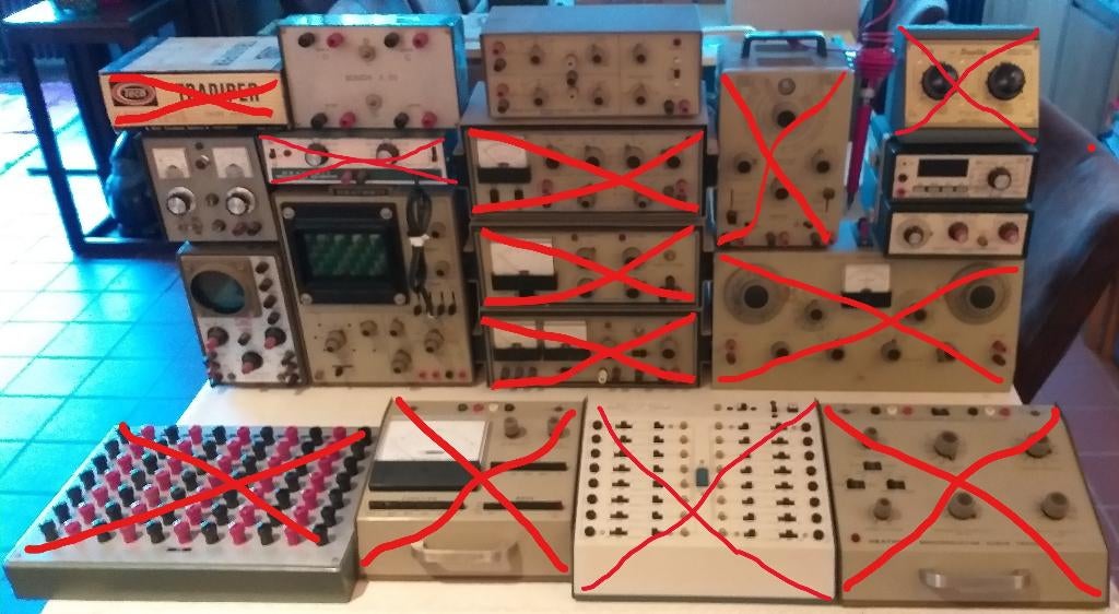 APPAREILS DE LABO-ATELIER D'ELECTRONIQUE, Enlèvement, Utilisé