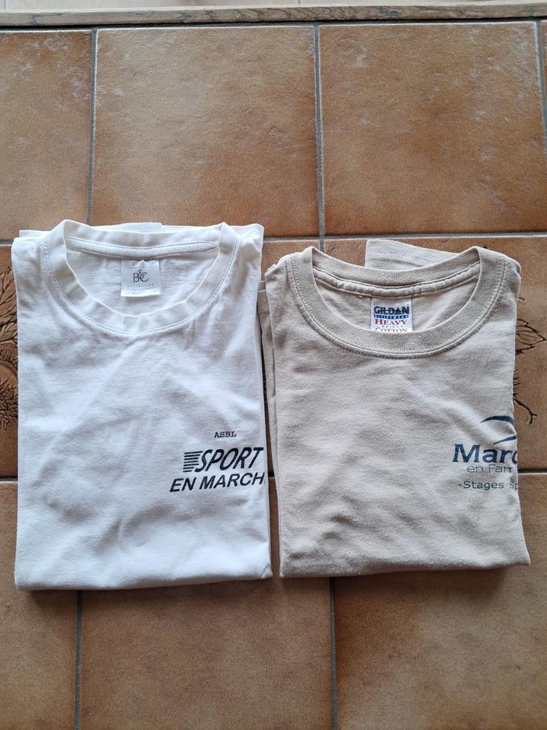 Lot 2 T-shirt Sport En Marche- Stages Sportifs, Enlèvement ou Envoi, Autres types, Utilisé, B&C
