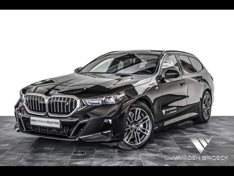 BMW i5 eDrive40 Touring, Automaat, Zwart, 340 pk, Zwart