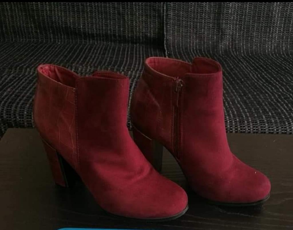 Bottines femme pointure 37, Vêtements | Femmes, Enlèvement, Comme neuf, Autres couleurs