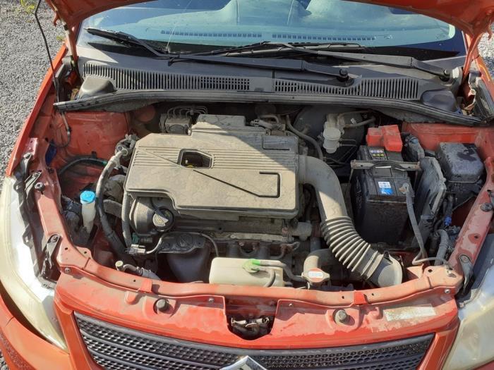 Motor van een Suzuki SX-4, Gebruikt, -, -, Ophalen of Verzenden