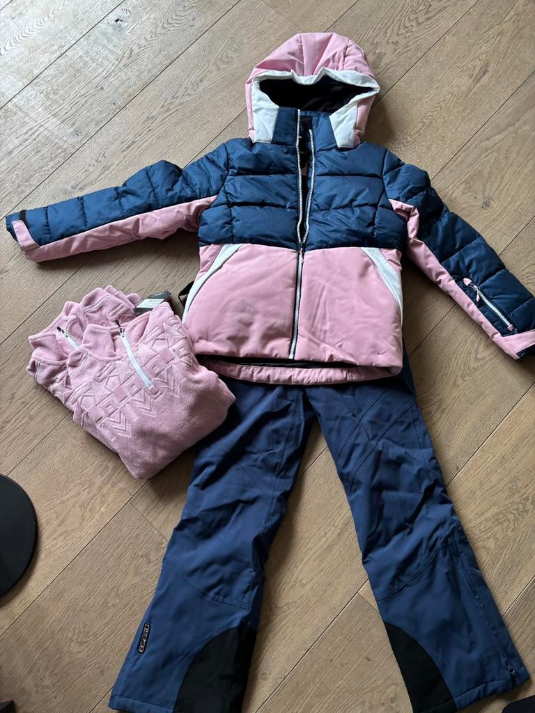 Compleet ‘nieuw’skikleding set maat 11/12 jr Icepeak, Kleding | Dames, Wintersportkleding, Ophalen of Verzenden, Zo goed als nieuw