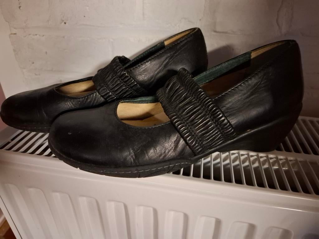 Damesschoenen en botjes, Ophalen of Verzenden, Zo goed als nieuw, Bruin
