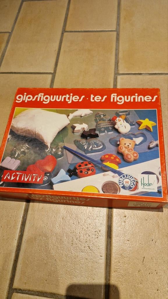 Hodin spel om gipsfiguren te maken, Knutselen