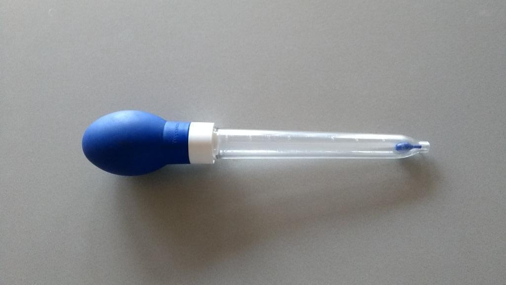 Tupperware saus peer 60 ml : pomp-N-saus, Ophalen of Verzenden, Zo goed als nieuw, Blauw