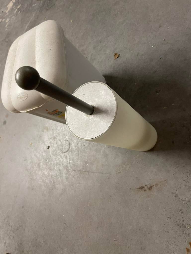Pedaalemmer  en wc borstel, Ophalen of Verzenden, Gebruikt