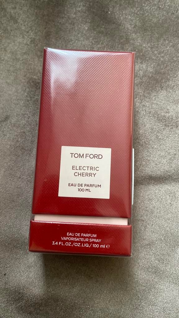 Parfum Tom Ford, Enlèvement, Neuf, Bouteille de parfum, Plein
