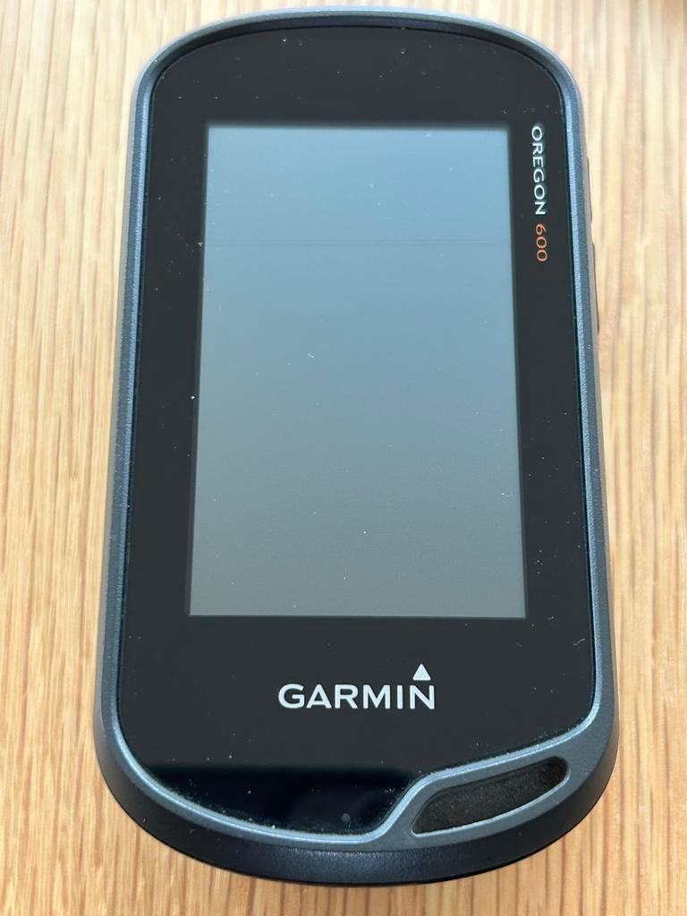 GPS Garmin Oregon 600 - rando/vélo - comme neuf, Enlèvement, GPS, Comme neuf
