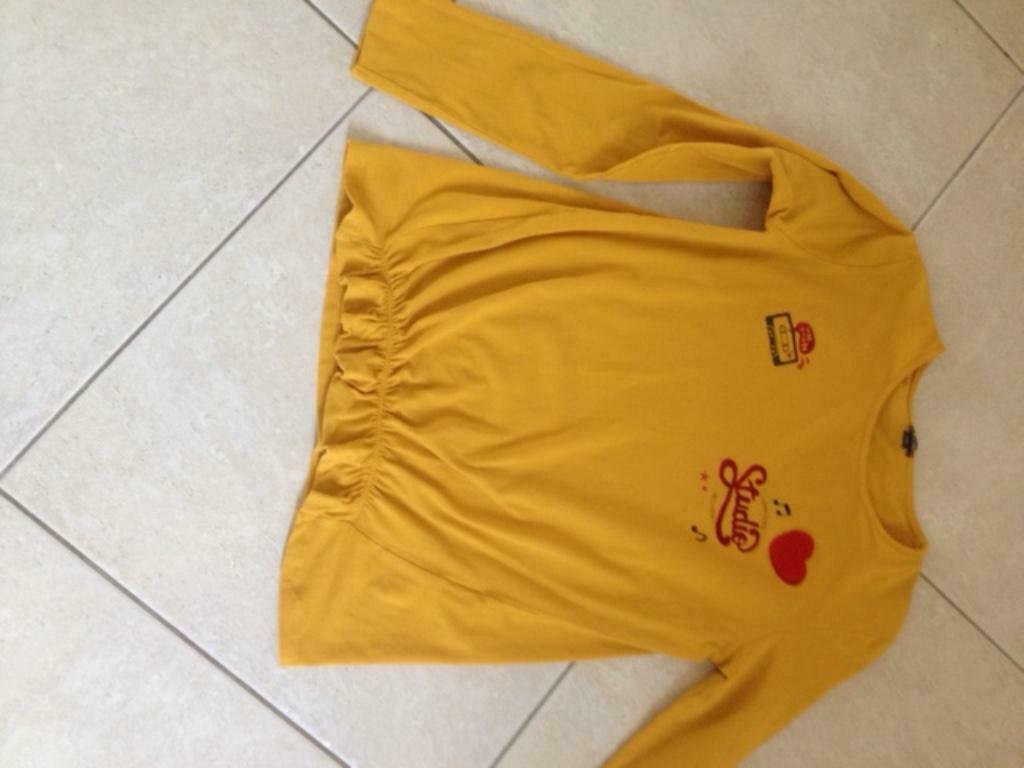 tshirt fille 12 ans, Enlèvement ou Envoi, Utilisé, Fille
