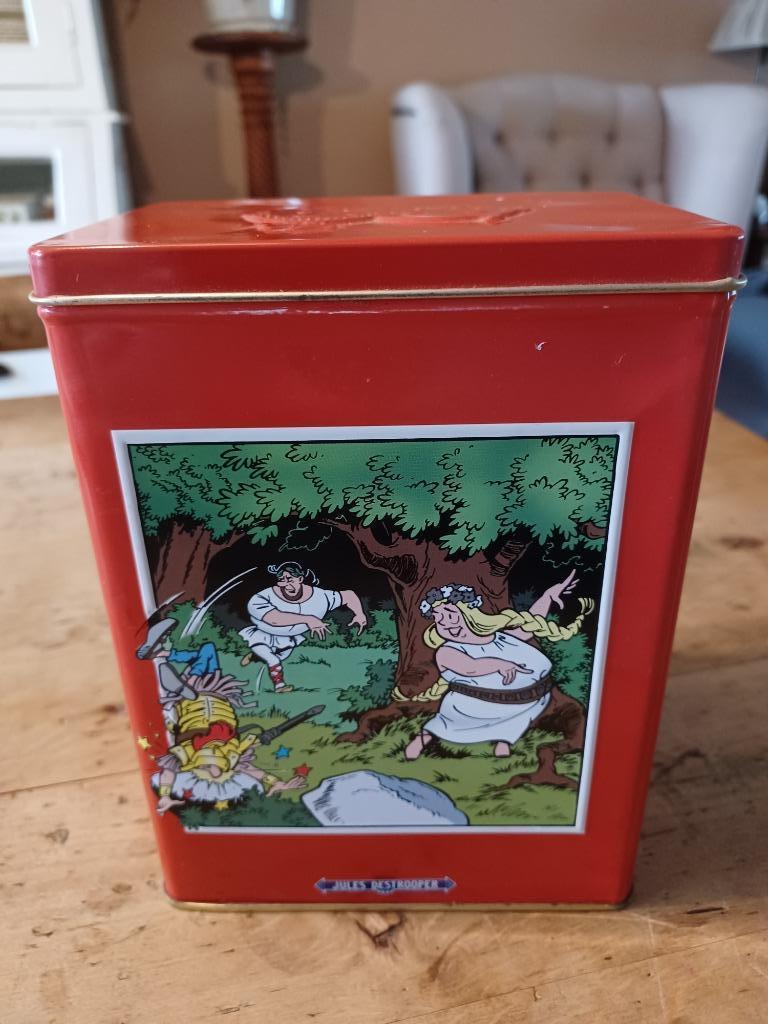 Voor de verzamelaar: blikken koekendoos SUSKE EN WISKE, Enlèvement ou Envoi