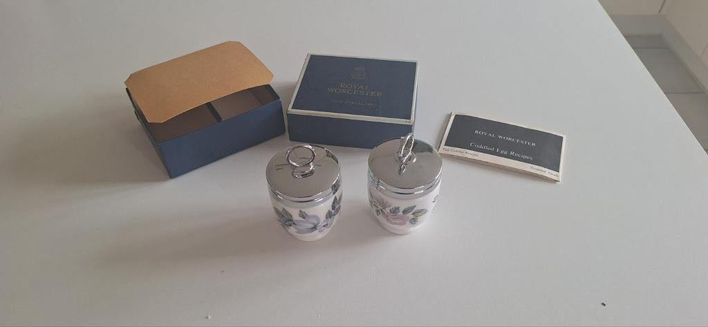 Royal Worcester Fine Porcelain, Ophalen