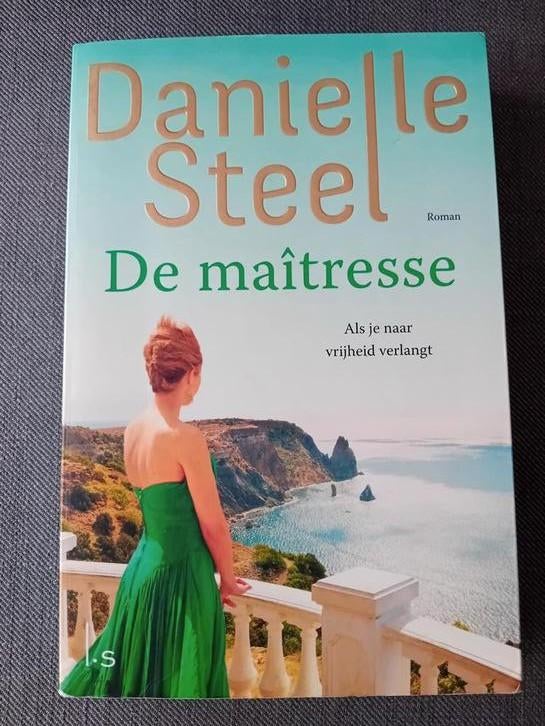 Danielle Steel - De maîtresse, Ophalen of Verzenden, Gelezen, Danielle Steel