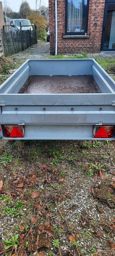 Remorque en aluminium à essieu unique, Enlèvement