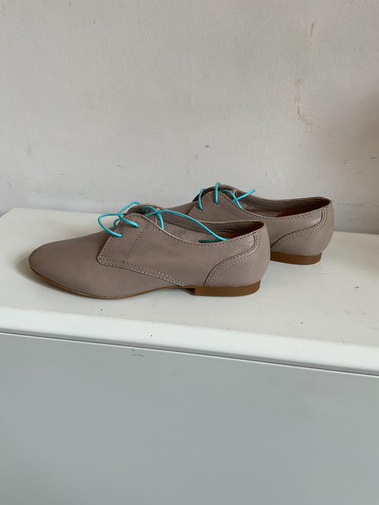 chaussures à lacets en cuir pour femme, taille 37,, Enlèvement ou Envoi, Beige