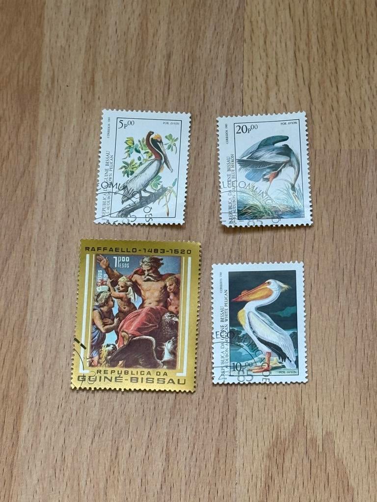 4 timbres de Guinée Bissau, Enlèvement ou Envoi, Guinée, Affranchi