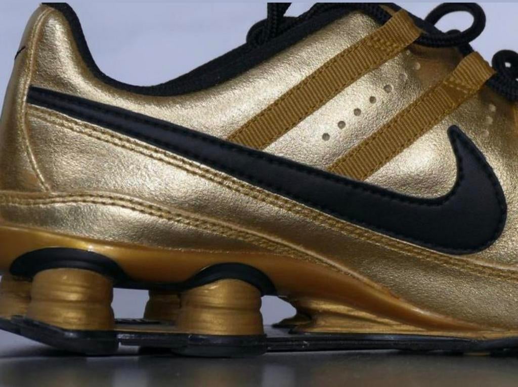 NIKE AIR SHOX  42.5, Kleding | Heren, Schoenen, Ophalen