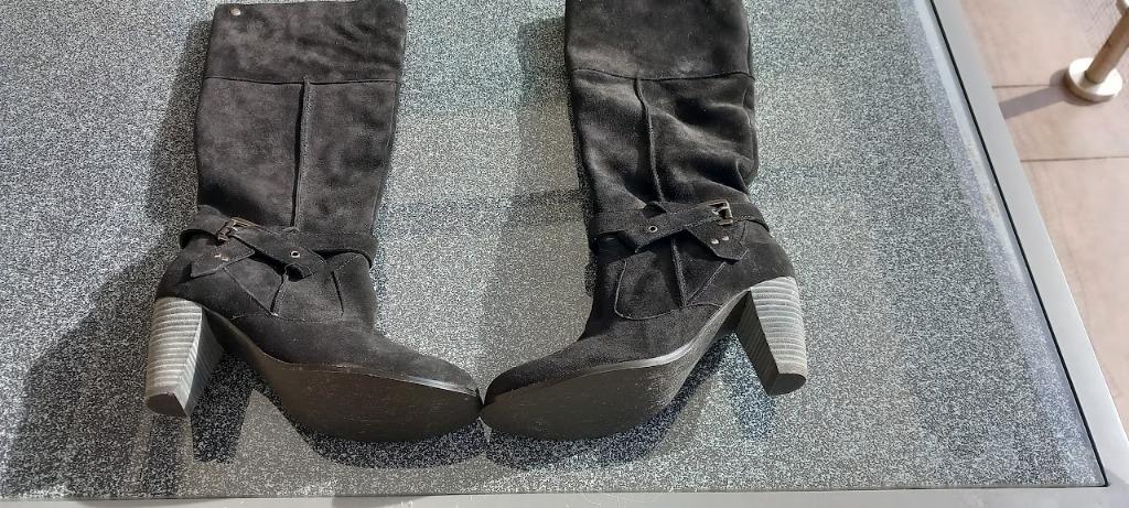 Bottes noires pour femmes en daim. Nouveau. Jamais porté, Enlèvement ou Envoi, Bottes hautes, Noir, Neuf