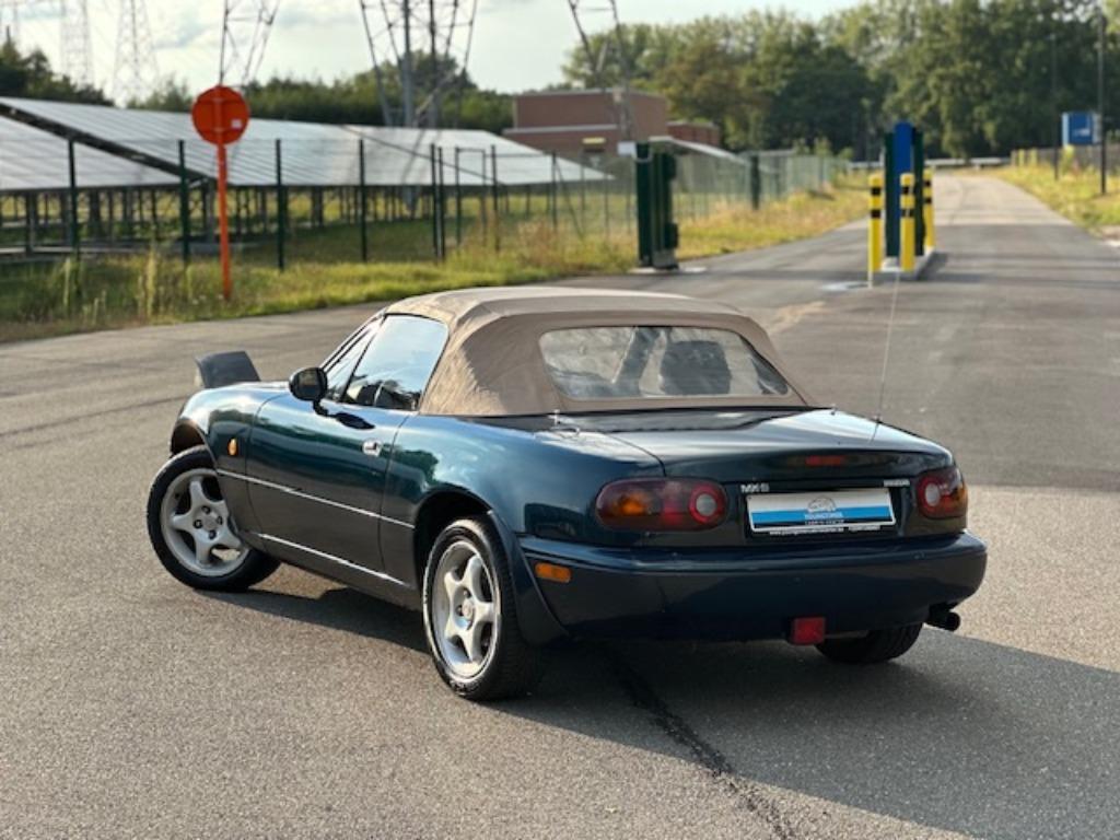Mazda MX-5 1.6i 16v NA M-edition nr. 14/40 | Hardtop, Euro 2, Cuir et Alcantara, Entreprise, Boîte manuelle