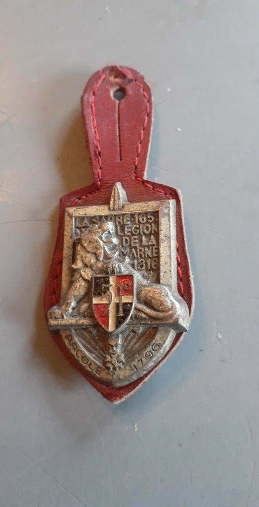 pucelle française 51eme régiment infanterie, Collections, Enlèvement ou Envoi, Armée de terre, Emblème ou Badge