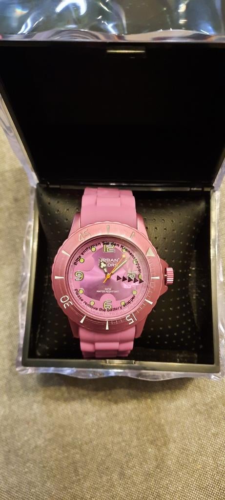 Quartz horloge urban colors, fuhsia, Handtassen en Accessoires, Horloges | Dames, Overige merken, Kunststof, Polshorloge, Nieuw