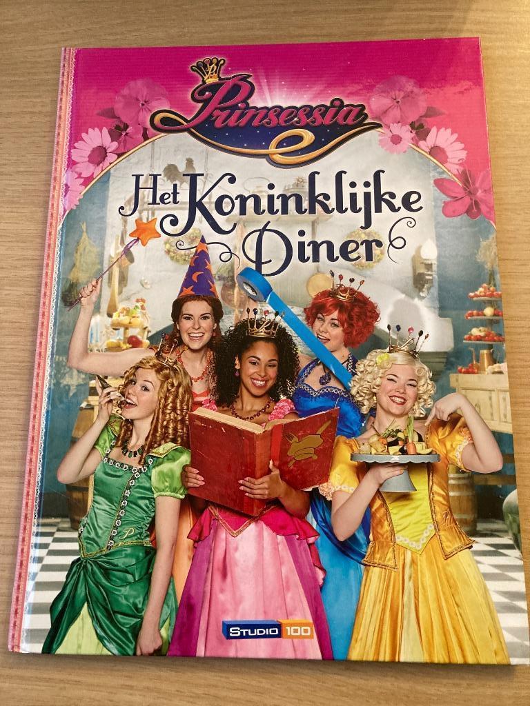 Het Koninklijke Diner - Prinsessia - Studio 100, Enlèvement ou Envoi, Utilisé, Studio 100, Contes (de fées)