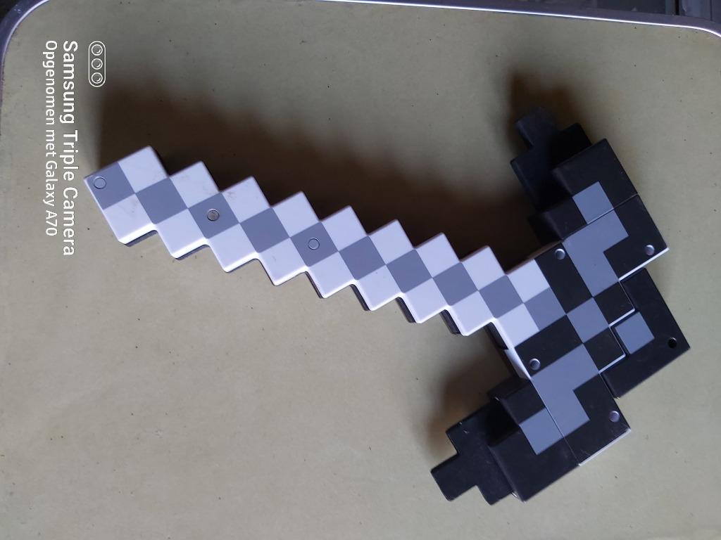 Minecraft pikhouweel / zwaard, Ophalen, Gebruikt