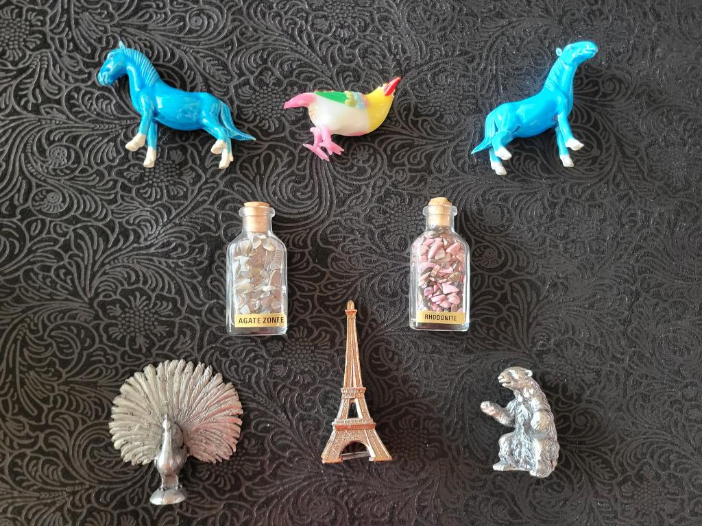 lot de 10 bibelots divers, Antiquités & Art, Envoi
