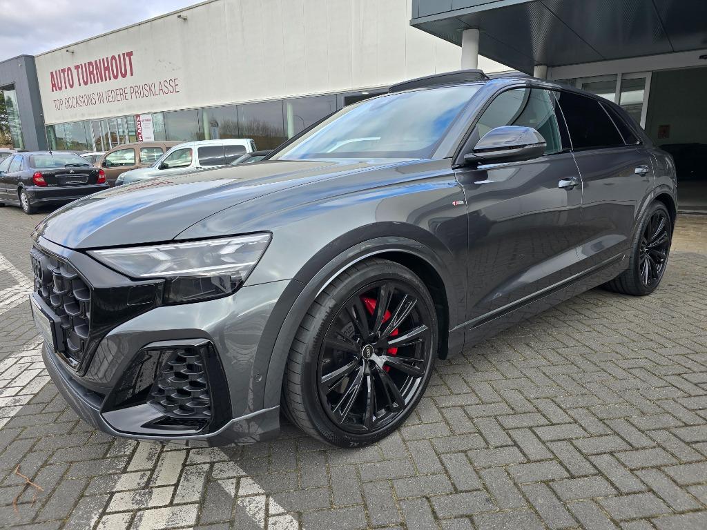 Audi Q8 60 TFSI-e Quattro Sportback S-Competition Plug-In, Auto's, Automaat, 2995 cc, Q8, Leder