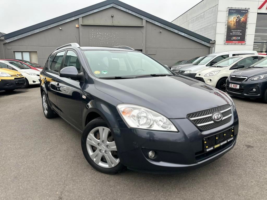 Kia Ceed 1.6CRDi | Airco | Keuring + Carpass | 1 eigenaar |, Autos, Kia, Argent ou Gris, Achat, Entreprise, Boîte manuelle
