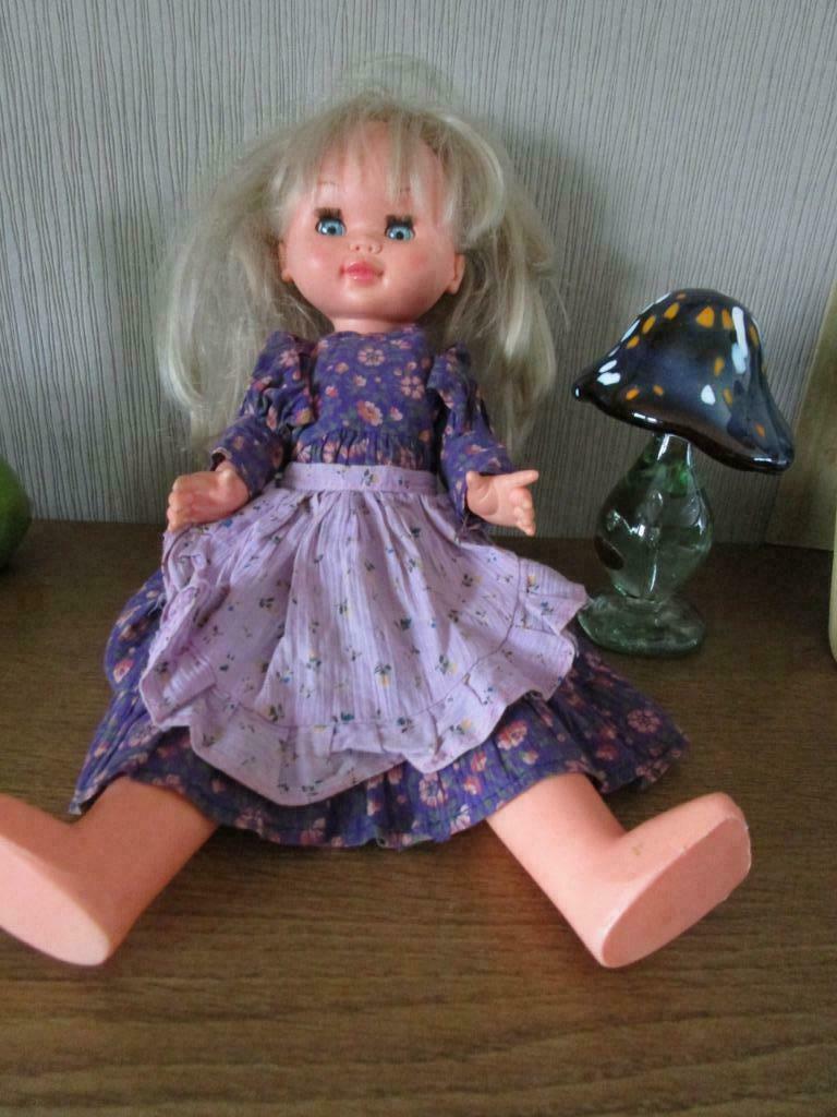 Poupée vintage b.b, Enfants & Bébés, Jouets | Poupées, Comme neuf, Autres types, Enlèvement ou Envoi