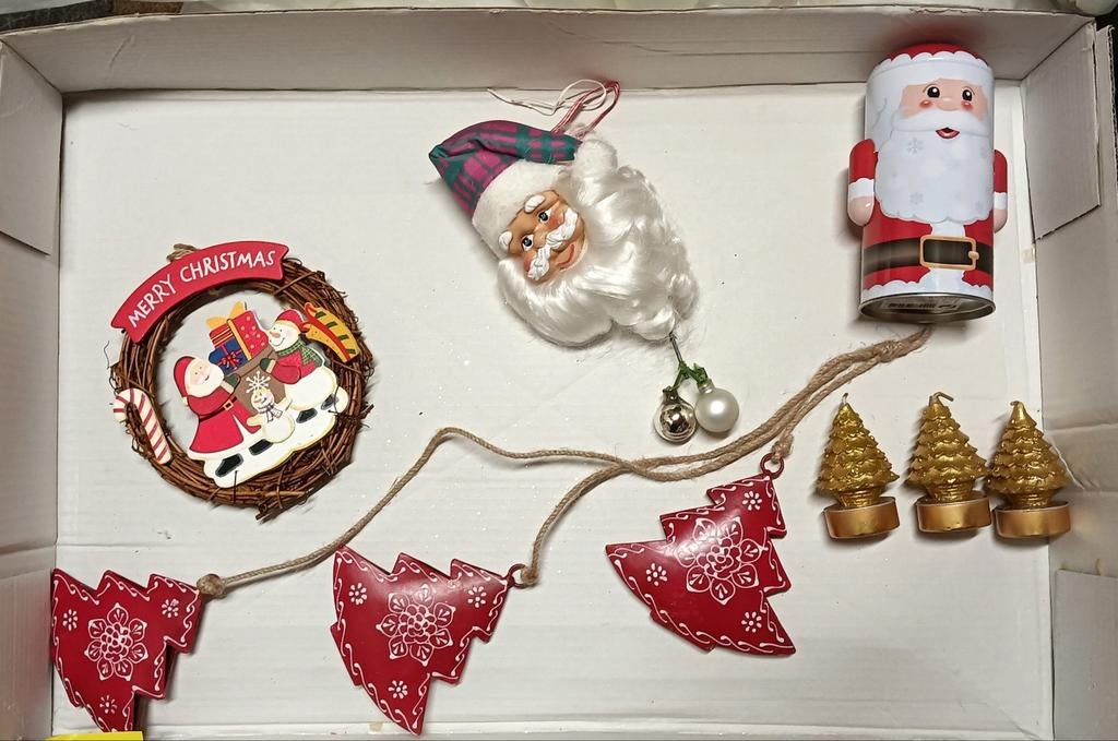 Suspensions de Noël, boîte papa Noël et bougies, Divers, Enlèvement