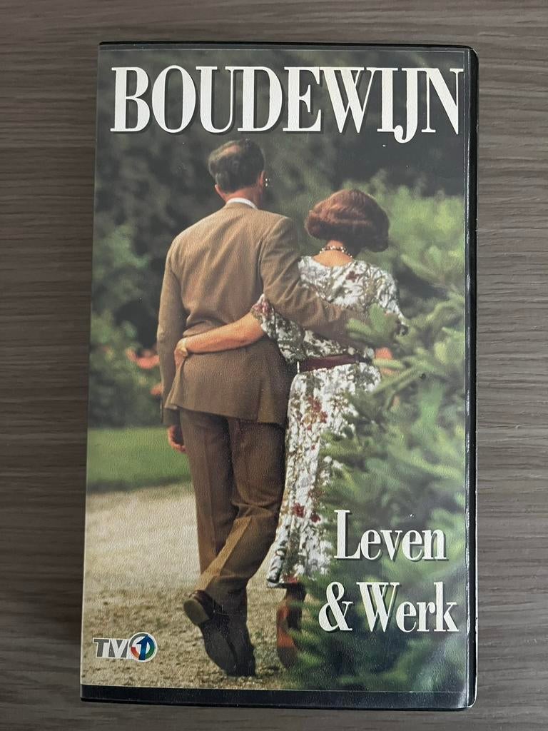 film over Koning Boudewijn, Cd's en Dvd's, Ophalen, Zo goed als nieuw, Documentaire