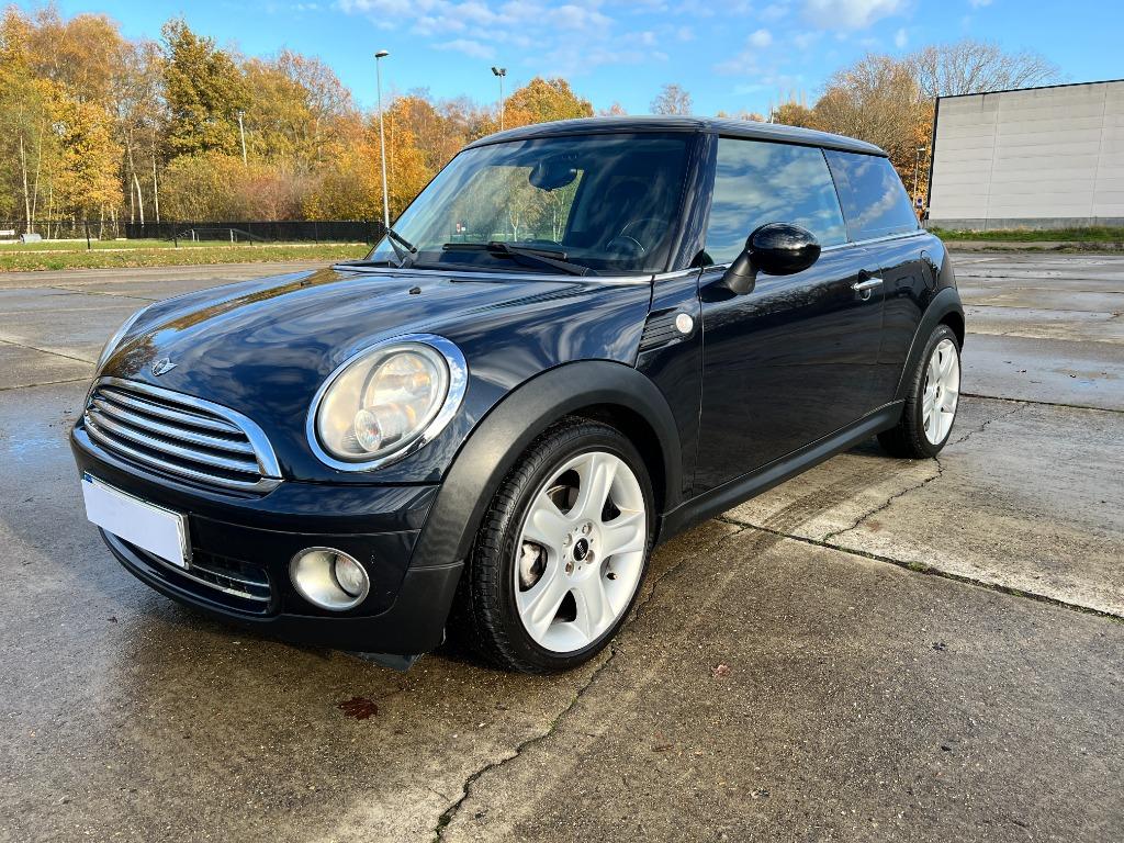 Mini Cooper One 2008 Essence Manuelle 173k km Tres Bon état, Autos, Noir, USB, Tissu, Cooper