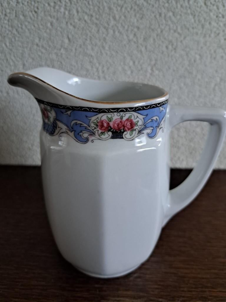 18 delig koffie servies in goede staat, Enlèvement