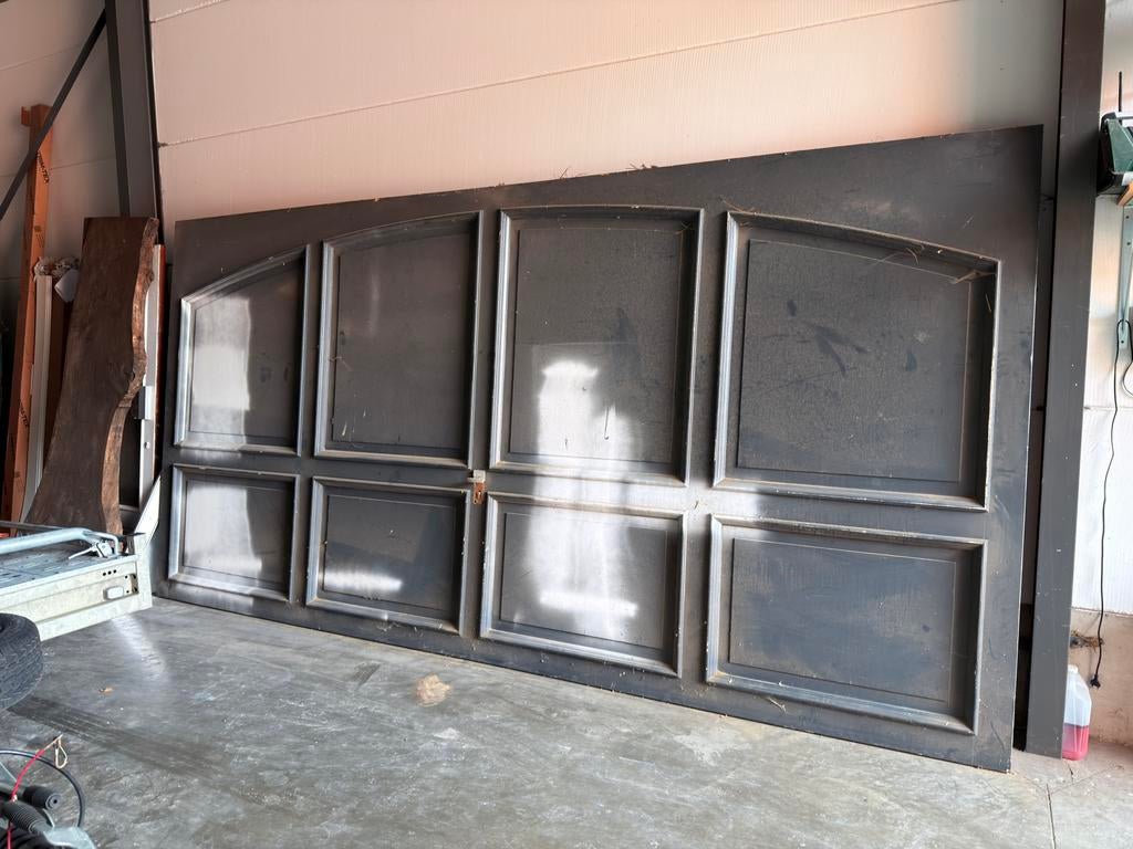 Zware houten garagepoort, Doe-het-zelf en Bouw, Ophalen, Gebruikt, Hout