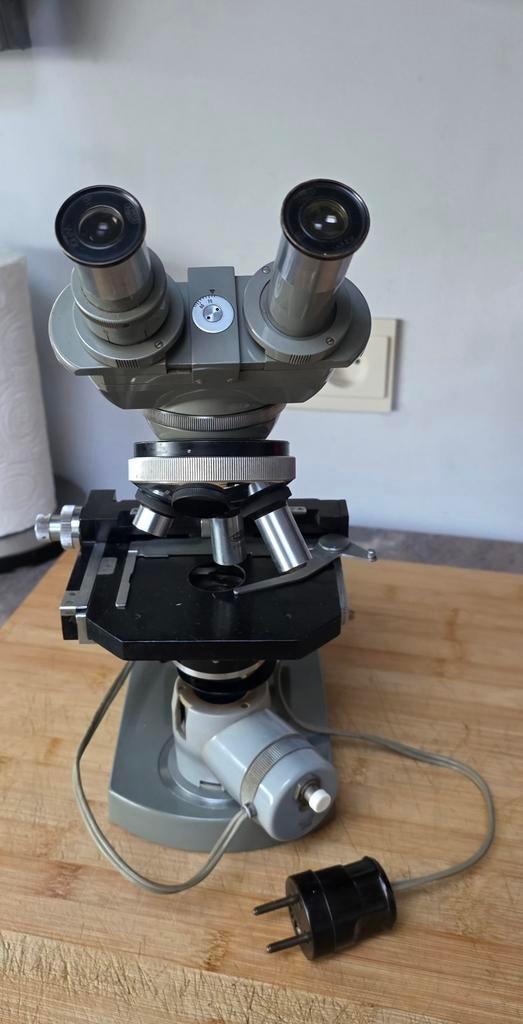 Olympus Tokyo Microscope model 211726, Ophalen