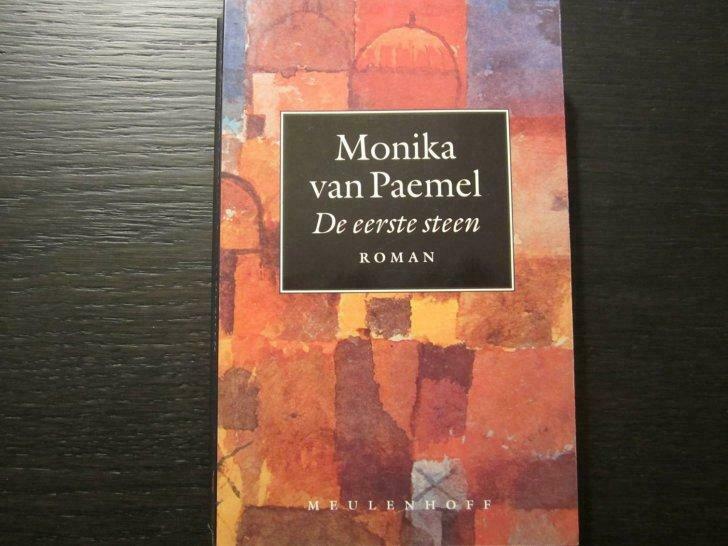 De eerste steen (Monika van Paemel), Ophalen of Verzenden, Gelezen