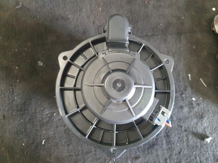 Moteur de ventilation chauffage d'un Hyundai I20, -, 3 mois de garantie, Utilisé, Hyundai