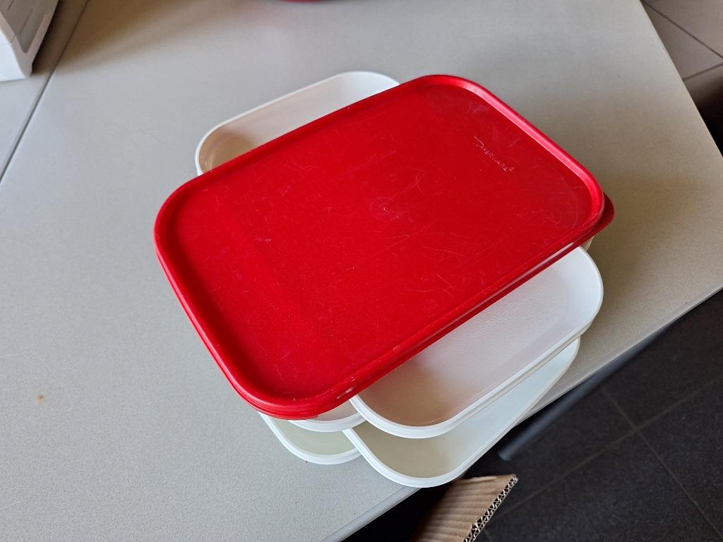 Tupperware 4 ongebruikte pick nick borden, Ophalen of Verzenden, Zo goed als nieuw