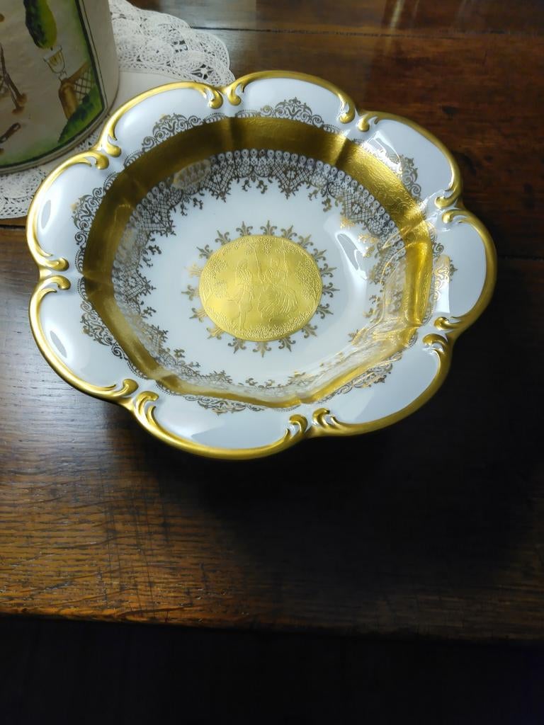 Bol décoré à la feuille d'or en parfait état, Enlèvement ou Envoi