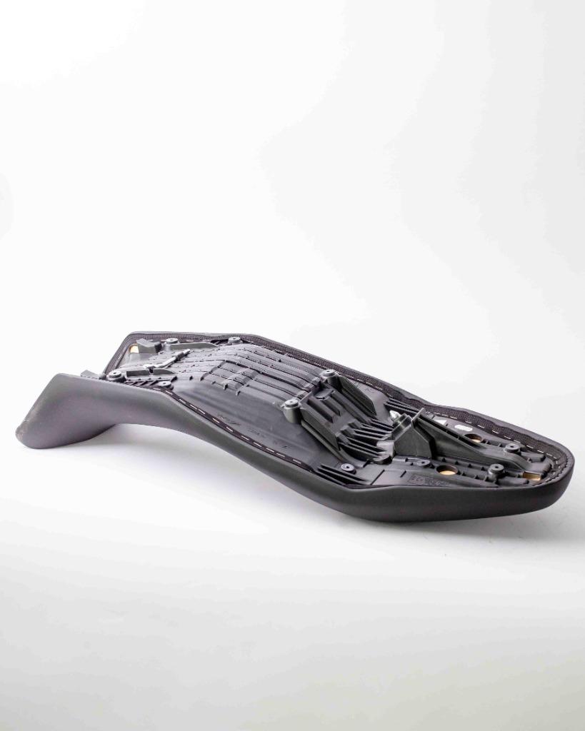 Selle Triumph Tiger Sport 660, Motos, Accessoires | Autre, Enlèvement, Comme neuf