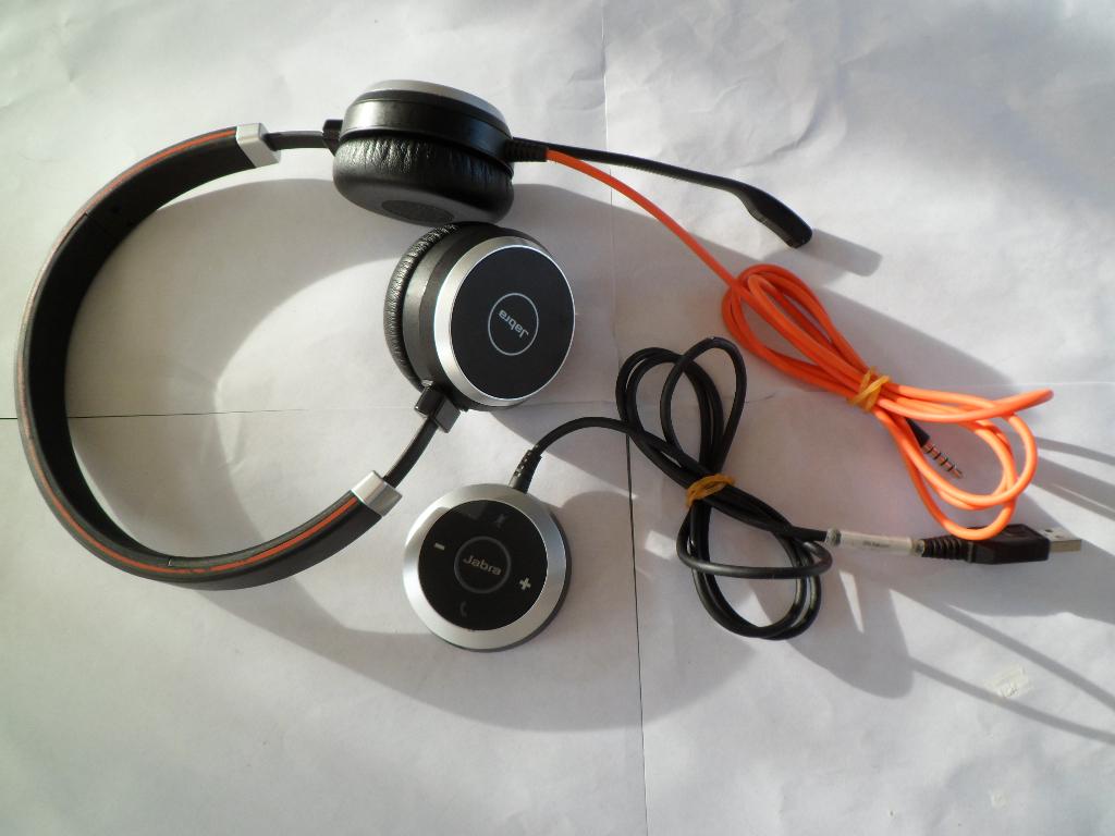 Jabra Evolve 40 MS stéréo (modèle ENC-010), USB-A, prise 3,5, Enlèvement ou Envoi, Utilisé, Filaire, Jabra