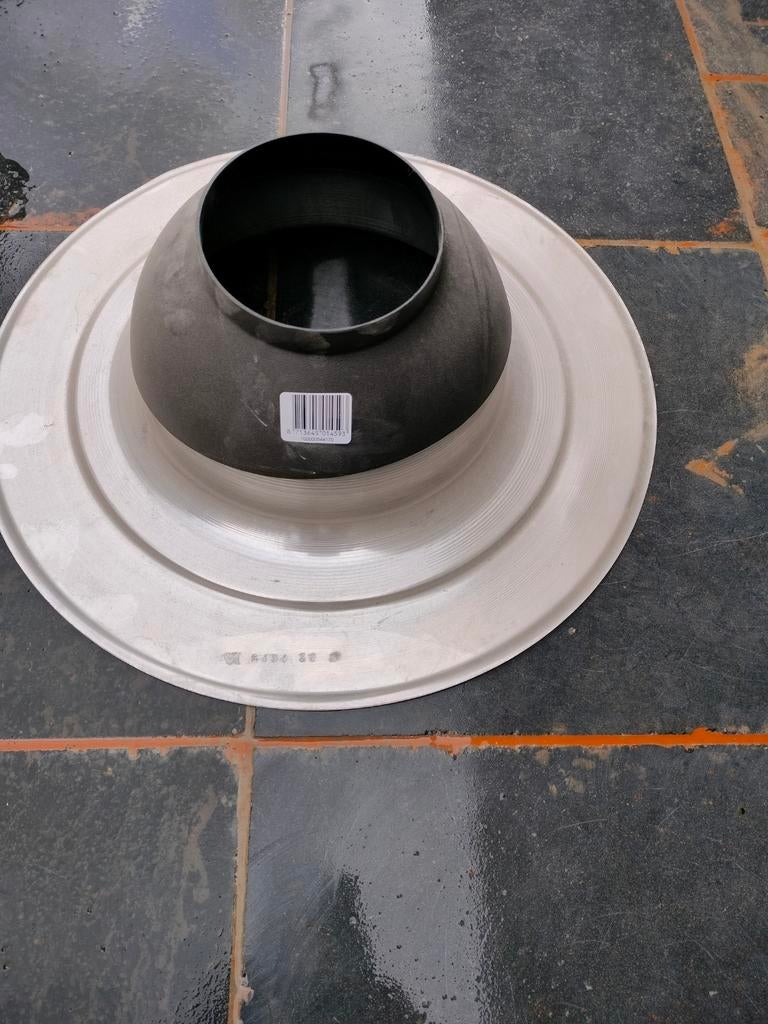 Sortie de toit ventilation pour plateforme, Enlèvement ou Envoi, Neuf